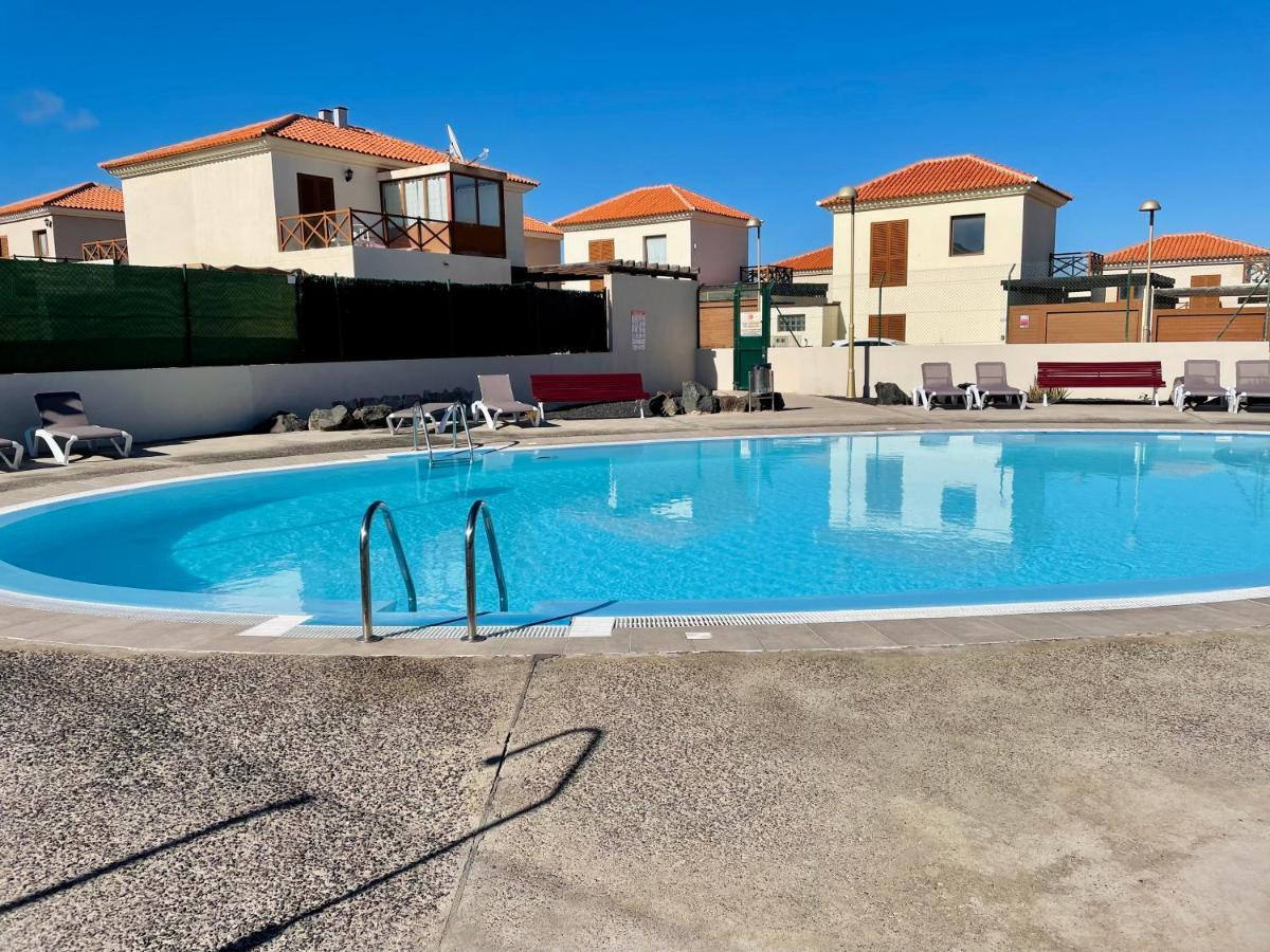 Apartment Casa Danimar 2-4 People With Pool And Barbecue Corralejo